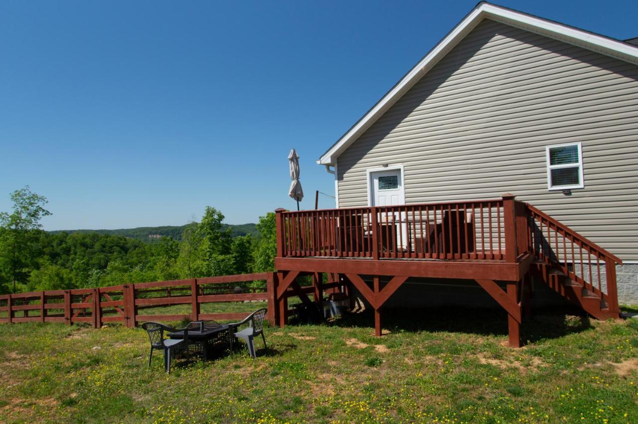 Great Little Guest Suite With Private Entry & Deck! Pet Friendly & 30 Mins To Nashville! Ashland City Zewnętrze zdjęcie